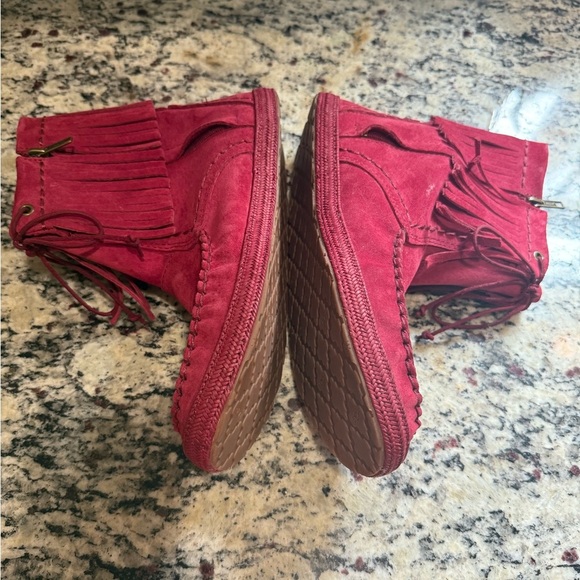 Ugg Sangria Red Kaysa suede Fringe Mocassin Boots 9 - Picture 4 of 7